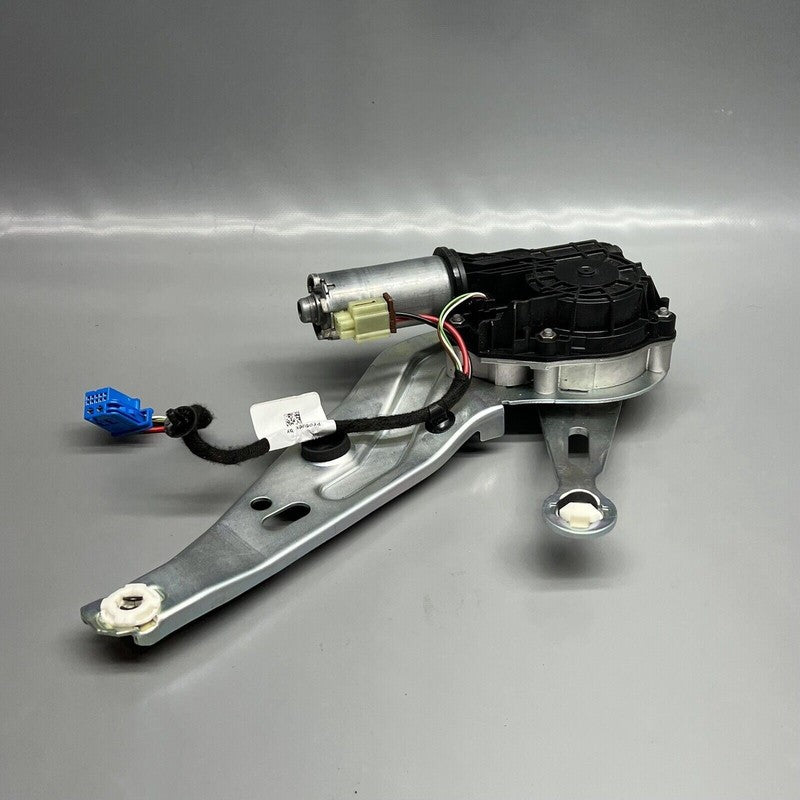 A2228200442 MERCEDES BENZ S550 TRUNK LID POWER OPENER MOTOR 2014 15 16 17 18 19 2020 OEM