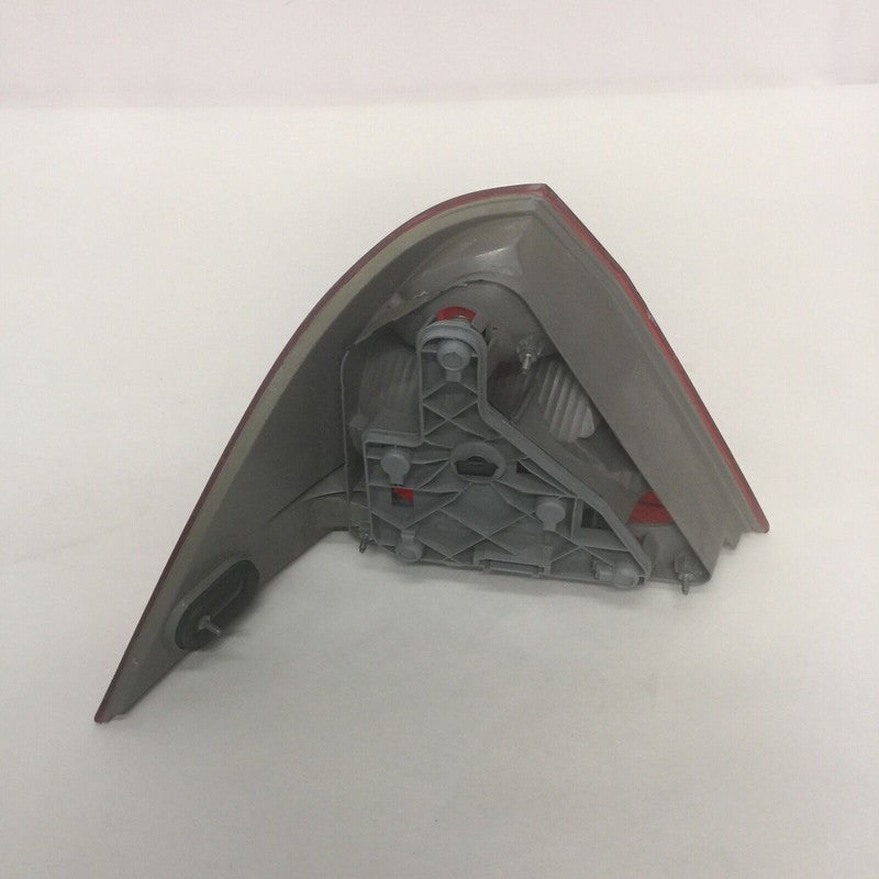08-440-1917R-F MERCEDES BENZ C230 C320 TAIL LIGHT RIGHT PASSENGER 2001 2002 2003 2004 OEM