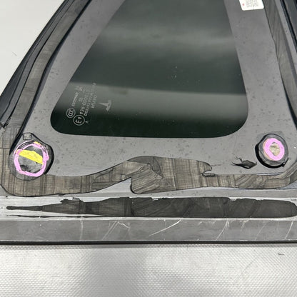 1495740-00-E TESLA MODEL Y QUARTER GLASS LEFT REAR 2020 2021 2022 2023 OEM 1495740-00-E