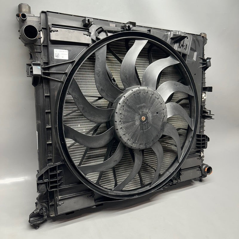 A0995000104 MERCEDES BENZ  GLE350 COOLING RADIATOR COUPE 2015 2016 2017 2018 OEM A0995000104
