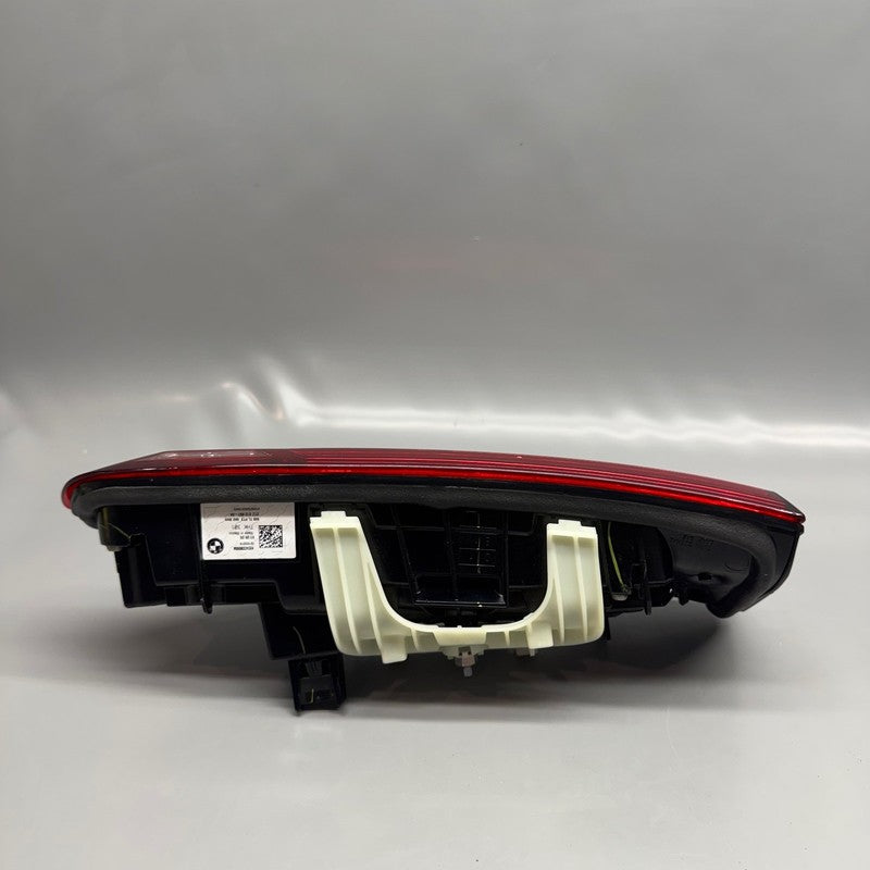 BMW X4 TAIL LIGHT TRUNK  RIGHT PASSENGER 2019 2020 2021 OEM 8743380004