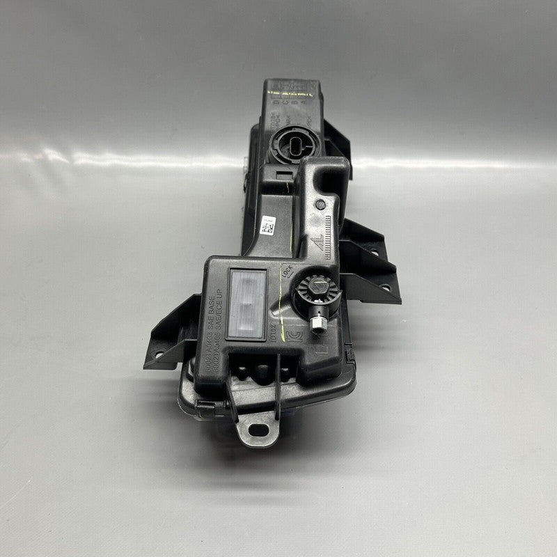 1077391-00-F TESLA MODEL 3 FOG LIGHT LEFT DRIVER 2017 18 19 20 21 22 2023 OEM 1077391-00-F