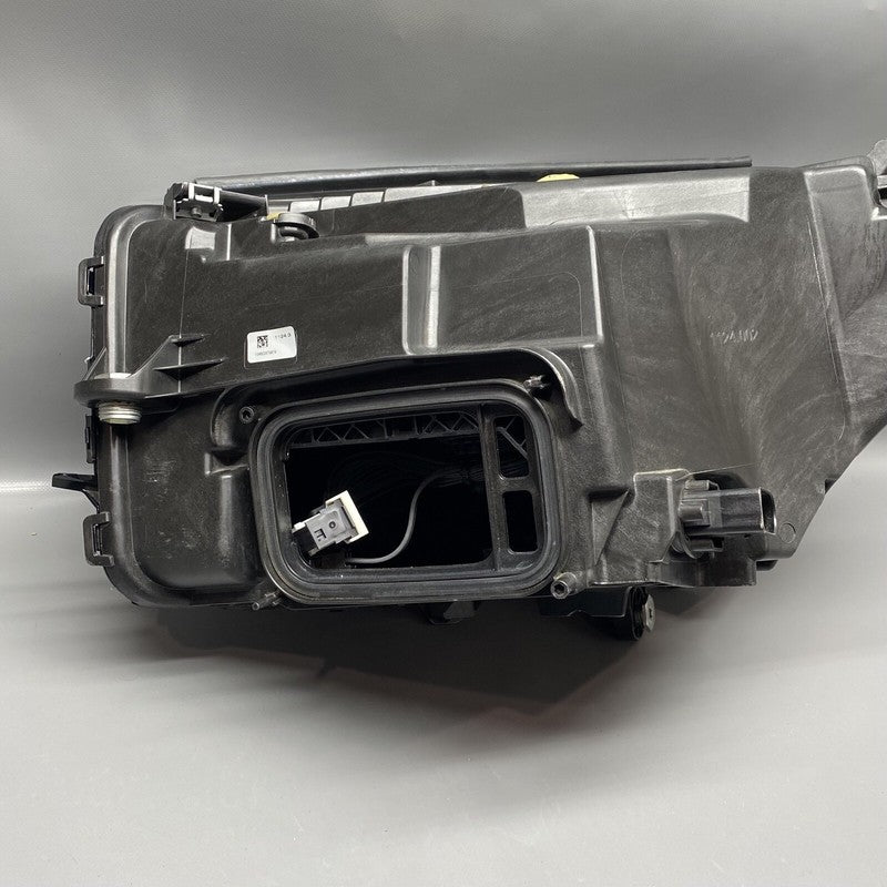 A2539067401 MERCEDES BENZ GLC300 HEADLIGHT RIGHT PASSENGER A2539067401 2020 2021 2022 LED