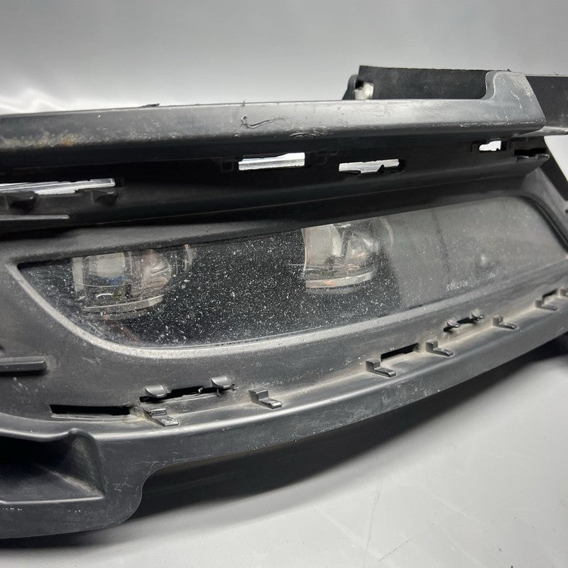 9403949 CHRYSLER 300 FOG LIGHT LEFT DRIVER 2015 2016 2017 2018 OEM 9403949