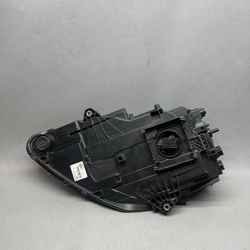 95B941010AR PORSCHE MACAN  HEADLIGHT RIGHT PASSENGER 2019 2020 2021 FULL LED OEM 95B941010AR