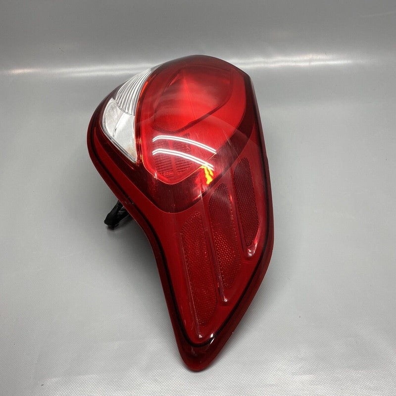 KIA FORTE TAIL LIGHT RIGHT PASSENGER SIDE 92402-A7 2014 2015 2016 2017