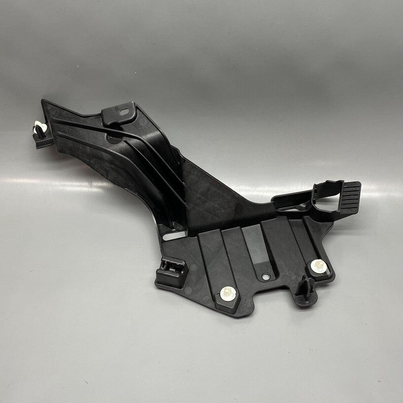 1516195-00-B TESLA MODEL Y C-PILLAR BRACKET LEFT 2020 2021 2022 2023 OEM 1516195-00-B