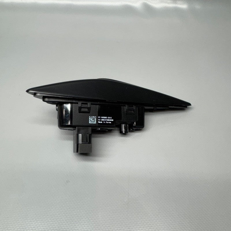 TESLA MODEL 3 Y FENDER CAMERA MARKER RIGHT 2018 2019 2020 2021 2022 OE