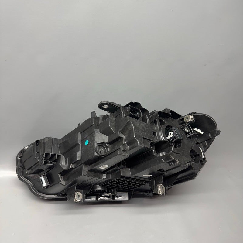 BMW X1 HEADLIGHT RIGHT PASSENGER 2020 2021 2022 LED 63115A01176 OEM