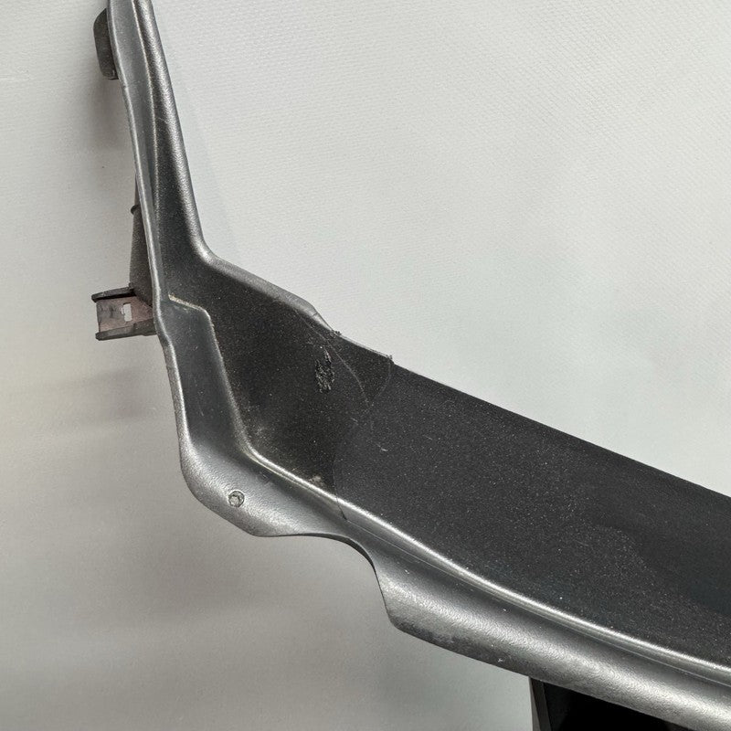 1930440-00-E TESLA MODELY JUNIPER COWL SCREEN COVER 2025 2026 OEM 1930440-00-E