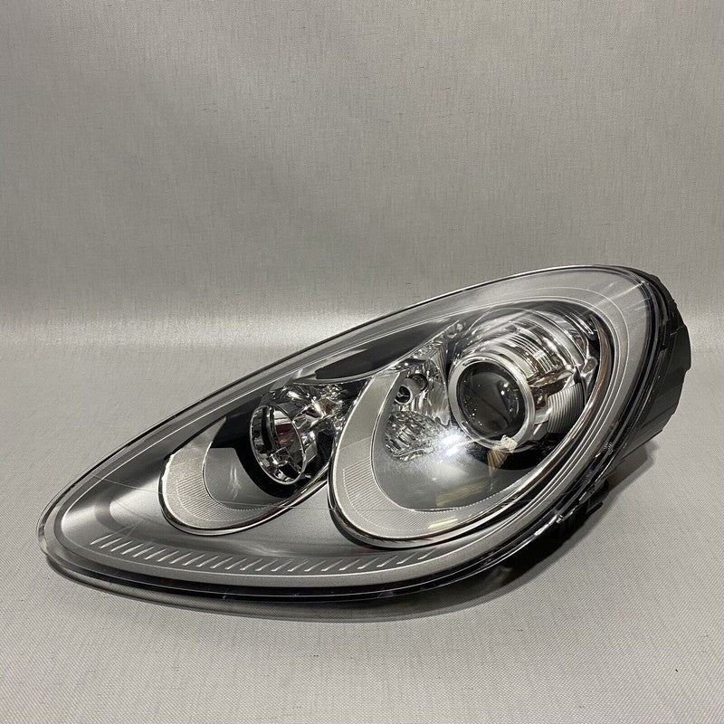 7P5941031BC PORSCHE CAYENNE HEADLIGHT LEFT DRIVER XENON 7P5941031BC 2011 2012 2013 2014 OEM