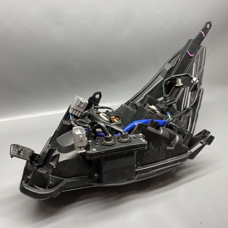 SUBARU FORESTER HEADLIGHT RIGHT PASSENGER 2017 2018 HALOGEN OEM