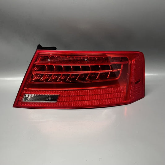 8T0945096J AUDI A5 TAIL LIGHT RIGHT PASSENGER 2013 2014 2015 2016 2017 OEM 8T0945096J