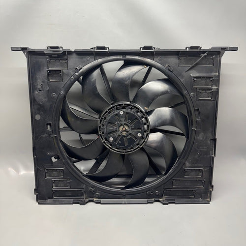 8619625 BMW 530E RADIATOR FAN 540 740E 2016 2017 2018 2019 2020 OEM 8619625