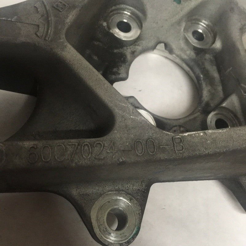 6007024-00-B TESLA MODEL S KNUCKLE RIGHT PASSENGER REAR 2012 2013 2014 2015 2016 OEM