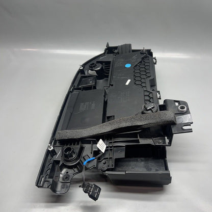 L8B3-13404-DD LAND ROVER DEFENDER TAIL LIGHT RIGHT PASSENGER 2020 2021 2022 OEM L8B3-13404-DD