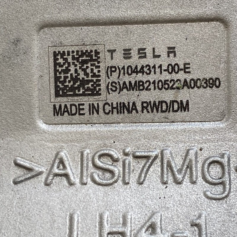 1044311-00-E TESLA MODEL 3 KNUCKLE LEFT FRONT 1044311-00-E 2017 2018 2019 2020 OEM