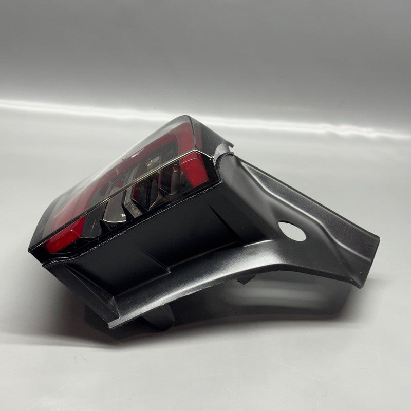 TESLA MODEL 3 TAIL LIGHT LEFT DRIVER 2017 2018-2020 2021 2022 2023 LED