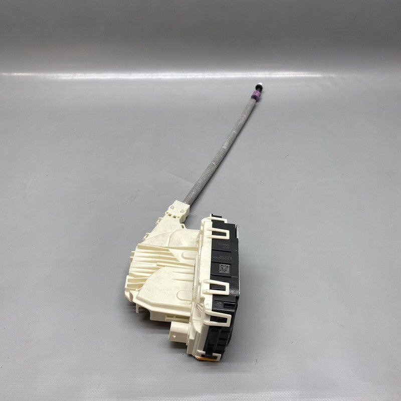 A2047201835 MERCEDES BENZ C300 DOOR LOCK ACTUATOR RIGHT FRONT 2008 2009 2010 2011 OEM