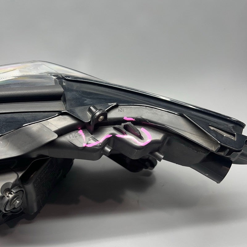 TOYOTA CAMRY HEADLIGHT RIGHT PASSENGER 2018 2019 2020 2021 2022 2023 L