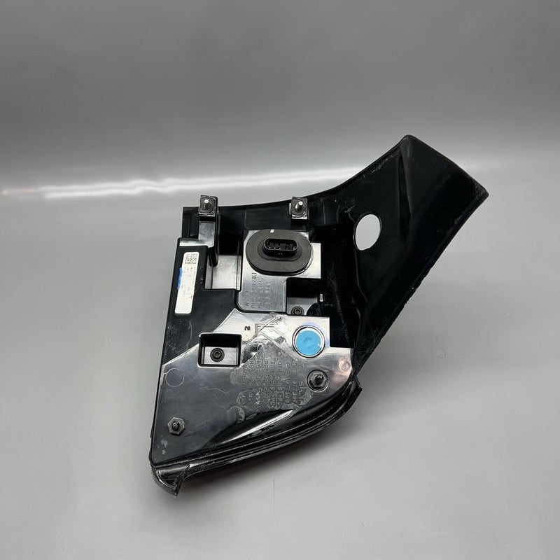 MODEL 3 TESLA MODEL 3 TAIL LIGHT LEFT DRIVER 2017 2018 2019 2020 2021 2022 2023 OEM 