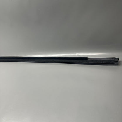 1032168-00-D TESLA MODEL X DOOR WINDOW MOLDING RIGHT REAR 2016 17 18 19 2020 OEM 1032168-00-D