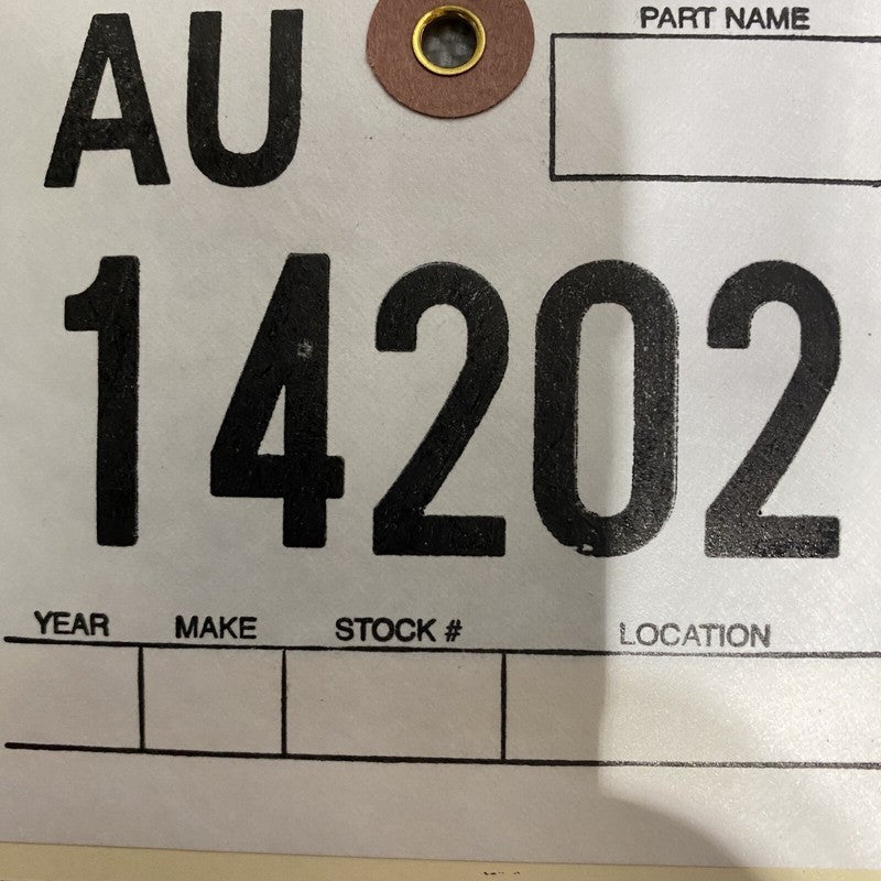 1007372-01-H TESLA MODEL S DOOR HANDLE RIGHT FRONT 1007372-01-H OEM 2016 2017 2018