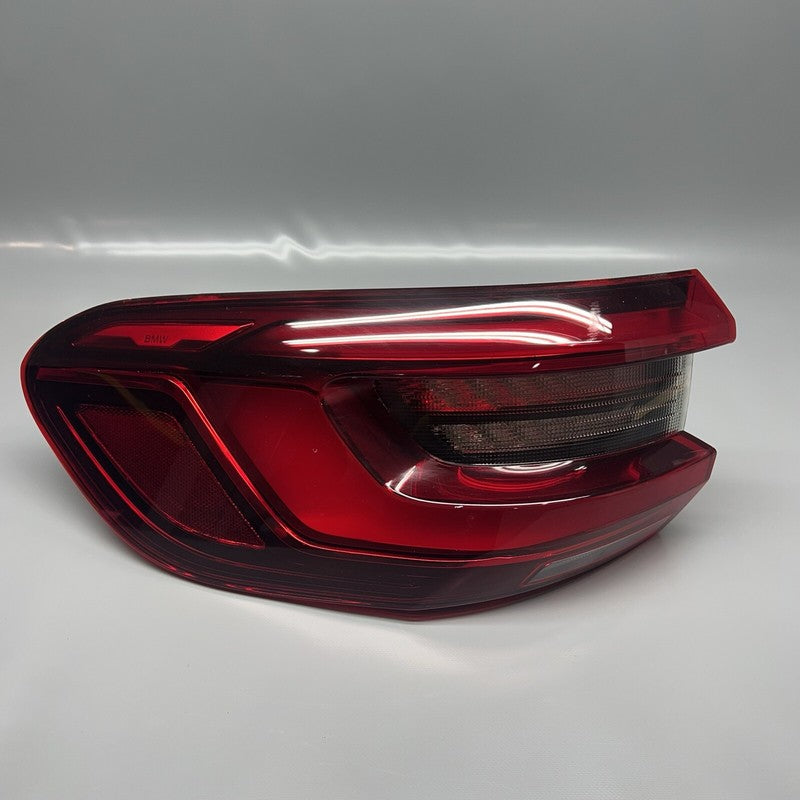 H3744226108 BMW X5 TAIL LIGHT LEFT DRIVER X5M 2019 2020 2021 2022 2023 OEM H3744226108