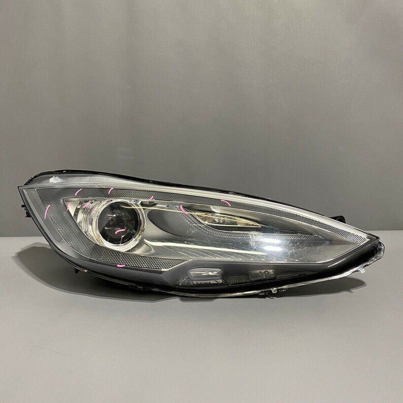 TESLA MODEL S HEADLIGHT RIGHT PASSENGER 6005907-00-D 2015 2016 XENON O