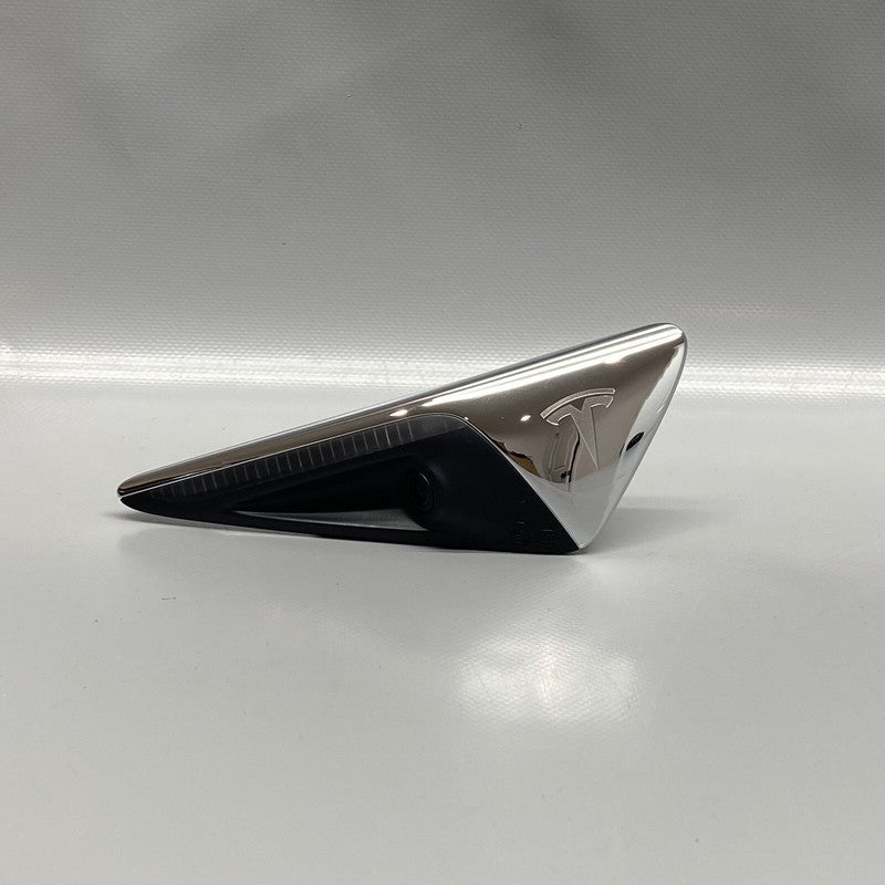 1642011-00-A TESLA MODEL Y FENDER MARKER CAMERA RIGHT PASSENGER 2020 2021 2022 2023 OEM