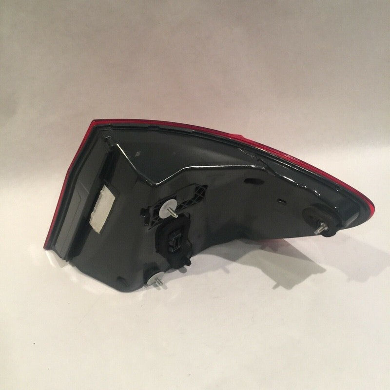 BMW 528 535 F10 TAIL LIGHT LEFT DRIVER SEDAN 2014 2015 2016 OEM
