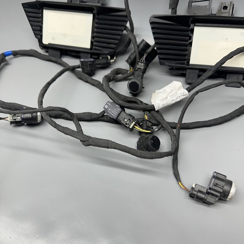 A2135403393 MERCEDES BENZ E300 REAR BUMPER HARNESS WITH BLIND SPOT AND SENSORS 2017 18 2019