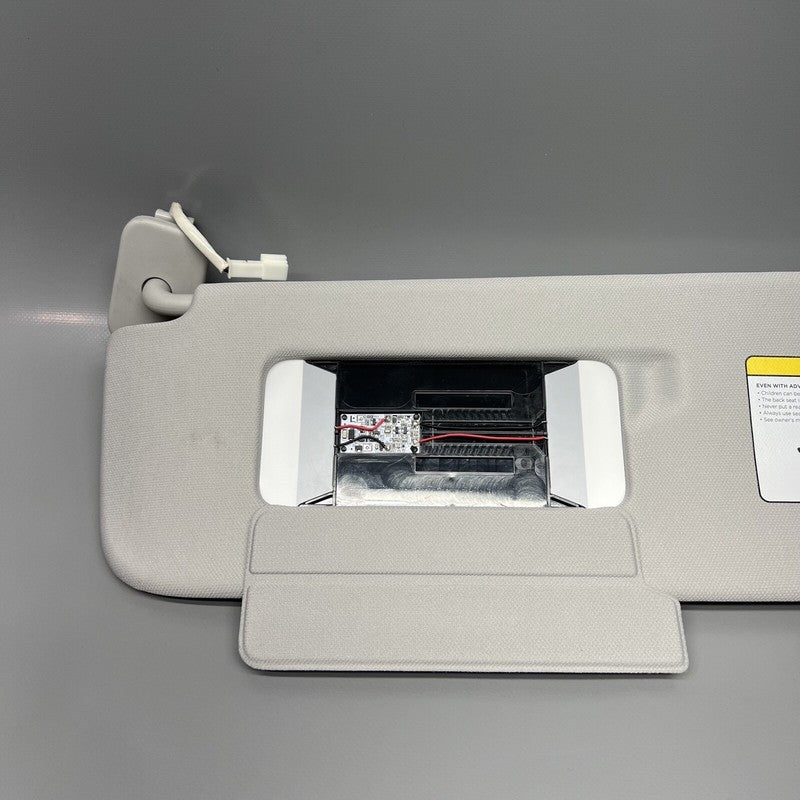 1103084-00-f TESLA MODEL Y SUN VISOR LEFT DRIVER 2020 2021 2022 2023 OEM 1103084-00-F