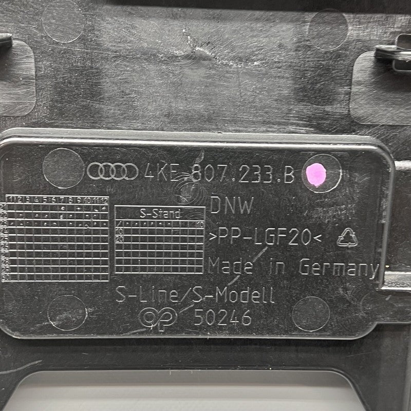 4KE807233B AUDI E-TRON GRILLE SUPPORT 2019 2020 2021 2022 2023 OEM 4KE807233B