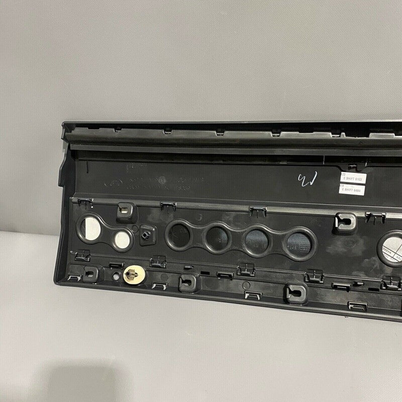 EK52-274A-49 LAND ROVER HSE DOOR MOLDING LEFT REAR 2014 2015 2016 2017 2018 2019 L405 OEM