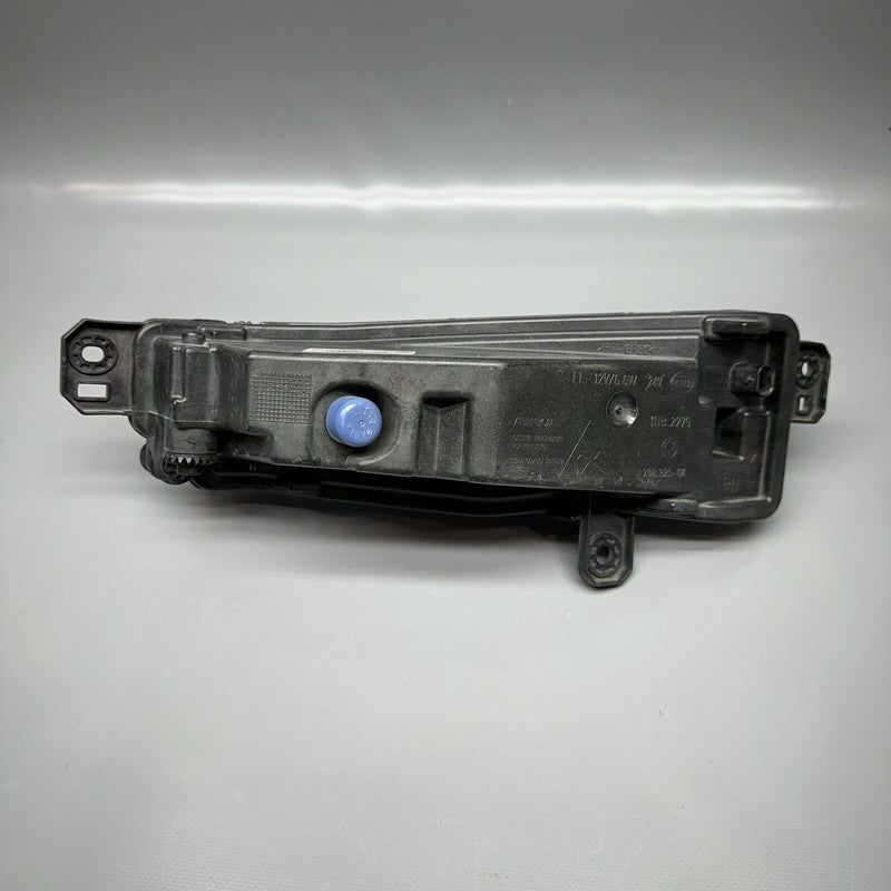 BMW X5 M-SPORT FOG LIGHT RIGHT PASSENGER 2019 2020 2021 LED OEM 631774