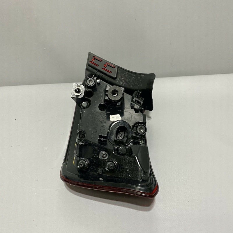 AUDI A3 SPORTSBACK E-TRON TAIL LIGHT LEFT DRIVER 2014 2015 2016 OEM