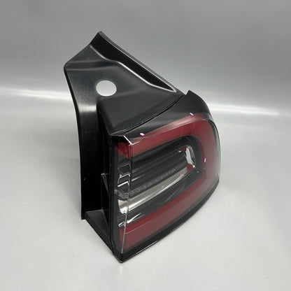 1077398-00-H TESLA MODEL 3 TAIL LIGHT RIGHT PASSENGER LED 2017 18 19 20 2021 OEM 1077398-00-H