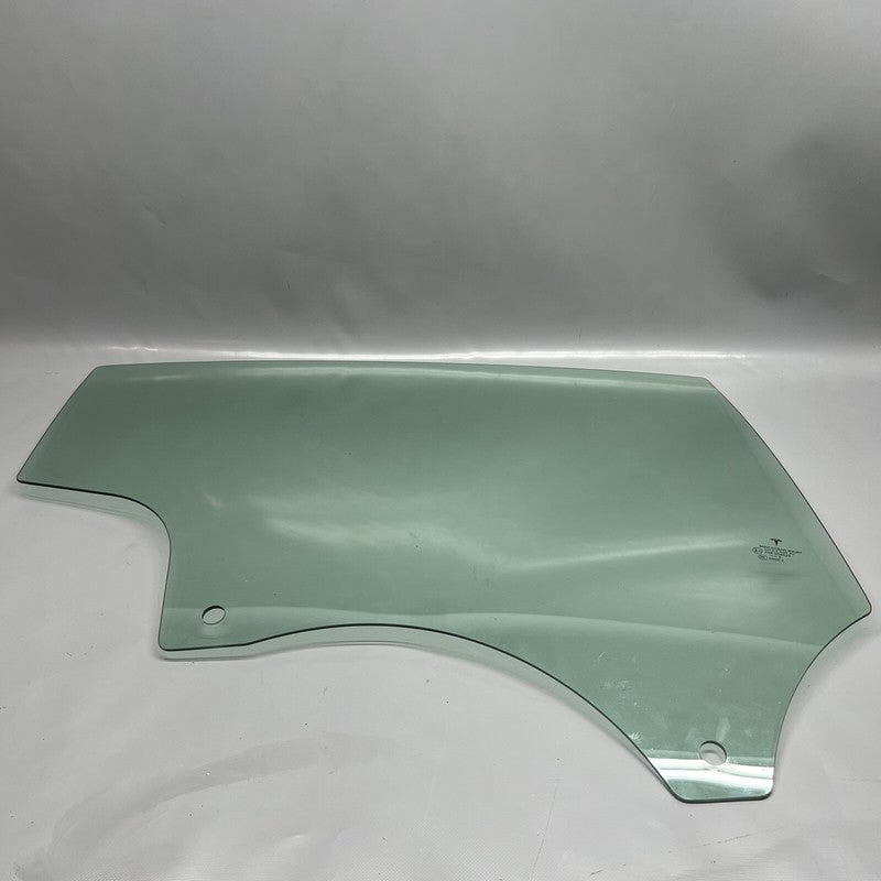 43R-004529 TESLA MODEL 3 DOOR WINDOW GLASS RIGHT REAR 2017 18 19 20 21 22 2023 43R-004529