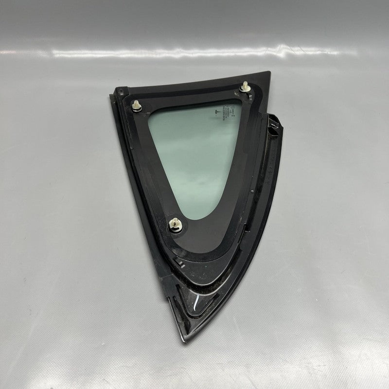 43R-004529 TESLA MODEL 3 QUARTER GLASS RIGHT REAR 2017 2018 2019 2020 OEM 43R-004529