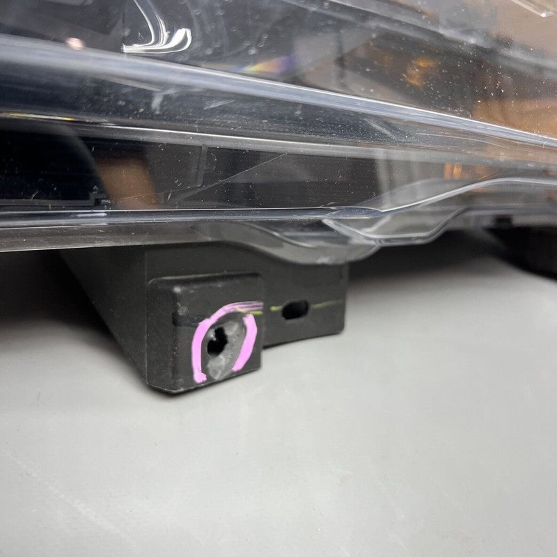 1077390-00-F TESLA MODEL 3 FOG LIGHT RIGHT PASSENGER 2017 2018 2019 2020 2021 2022 OEM 2 PIN