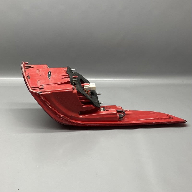 92402-D5000 KIA OPTIMA TAIL LIGHT RIGHT PASSENGER 92402-D5000 2016 2017 2018 2019 2020 OEM 