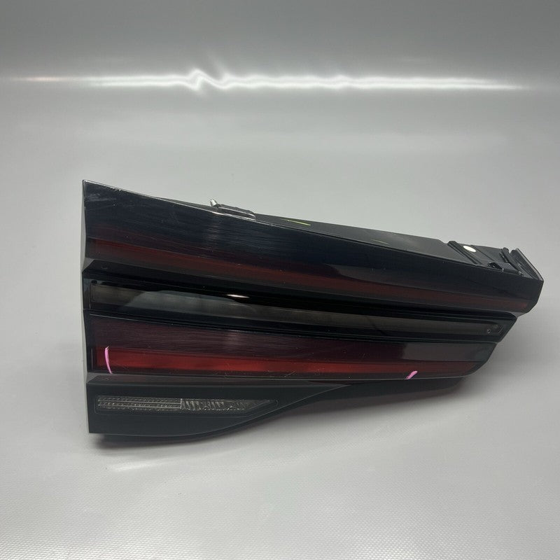 H3946305509 BMW X3 TAIL LIGHT INNER LEFT DRIVER 2022 2023 OEM H3946305509