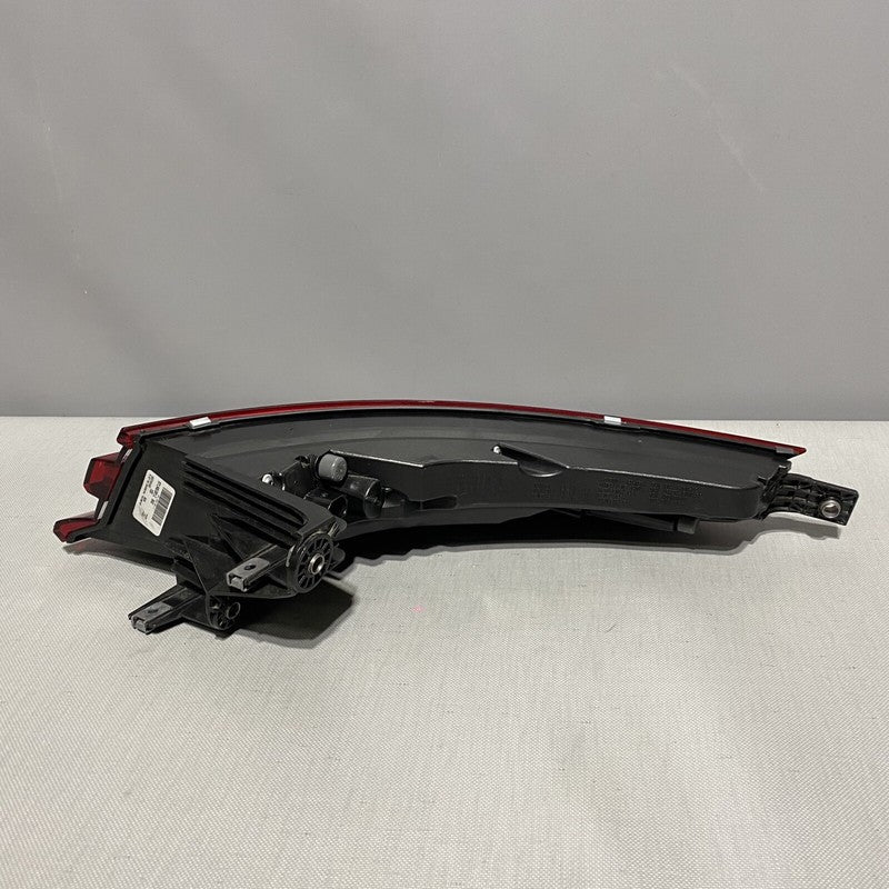 971945091C PORSCHE PANAMERA TAIL LIGHT LEFT DRIVER 971945091C LED OEM 2017 2018 2019 