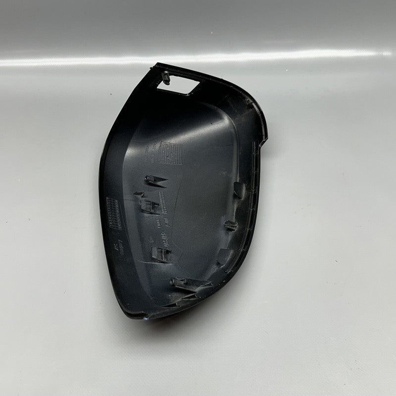 8W0857527A AUDI A4 MIRROR COVER RIGHT 2018 2019 2020 2021 2022 2023 OEM 8W0857527A