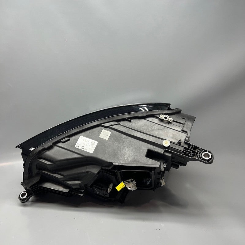 A1679068206 MERCEDES BENZ GLS580 HEADLIGHT RIGHT PASSENGER 2020 2021 2022 A1679068206 LED