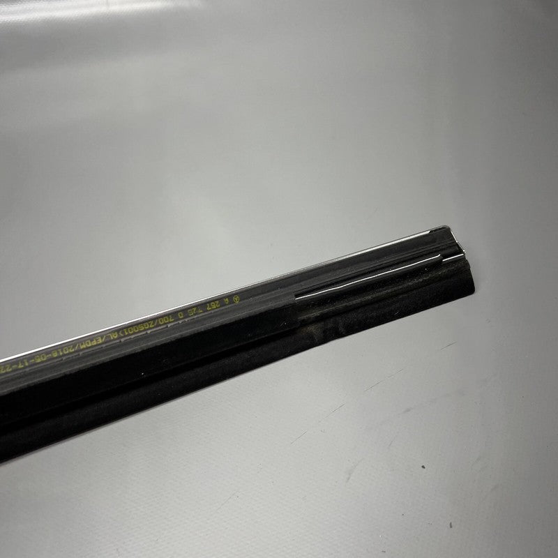 A2577250500 MERCEDES BENZ AMG GT CLS DOOR WINDOW BELT LEFT FRONT 2019 20 21 22 2023 OEM