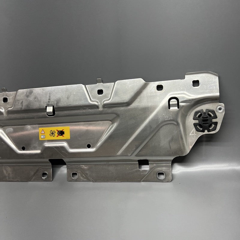 51647422287 BMW 330 RADIATOR CORE UPPER SUPPORT 2019 2020 2021 OEM 51647422287