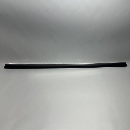 1495712-00-C TESLA MODEL Y DOOR WINDOW MOLDING LEFT REAR 2020 2021 2022 2023 OEM 1495712-00-C