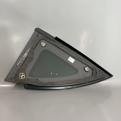 1495741-00-E TESLA MODEL Y QUARTER GLASS RIGHT REAR 1495741-00-E 2020 2021 2022 OEM